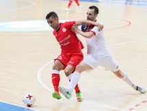 Фоторепортаж с матча Элитного раунда Кубка УЕФА «Кайрат» — «Дева» 5:2