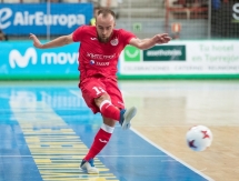 Фоторепортаж с матча Элитного раунда Кубка УЕФА «Кайрат» — «Интер» 3:5