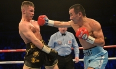 «Жанат напомнил своего тренера Рикки Хаттон». Журналист Boxing News — о бое Жакиянов — Барнетт