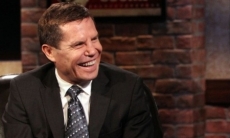 Легендарный мексиканский боксер считает, что карьера Головкина идет на спад