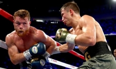 Промоутер Головкина жестко троллит «Канело»