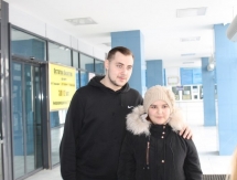 Игроки «Сарыарки» примерили на себя роль кассиров «Караганда-Арены»