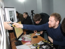 Игроки «Сарыарки» примерили на себя роль кассиров «Караганда-Арены»