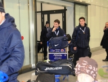 Фоторепортаж с прибытия молодежной сборной Казахстана в Астану