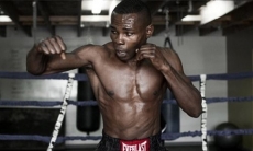 В бою с Ломаченко Ригондо надеется избежать участи нокаутированного Головкиным Брука