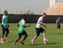 Фоторепортаж с тренировки «Астаны» в ОАЭ 27 января