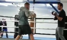 Обладатель недостающего Головкину пояса Сондерс продолжает активные тренировки