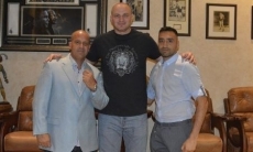 «После февральского поединка соперниками будут — скажем так: „мешки“, но получше». Менеджер Дычко рассказал о планах боксера на 2018 год