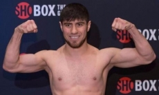 Эюбов прошел взвешивание перед боем в США