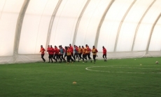 Фоторепортаж с тренировки «Кызыл-Жара СК»