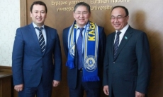 Генеральный секретарь КФФ встретился с министром образования и науки РК