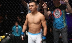 Соперник Ахметова похвалил казахстанского бойца за сердце в клетке