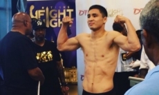 Казахстанский боксер выступит в андеркарде боя Уайлдер — Ортис