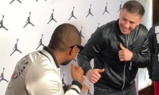 Головкин «подрался» с известным американским певцом Ашером