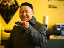 «Кайрат» вручил сезонные абонементы ветеранам клуба