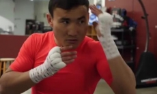 Канат Ислам продолжает тренировки в США