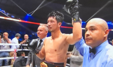 Претендент на пояс Головкина нокаутом защитил титул чемпиона мира
