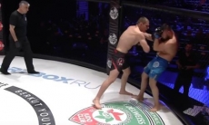 Видео жесткого нокаута казахстанца на турнире в Чечне