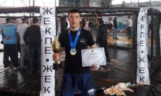 Полицейский из Актобе завоевал «золото» Кубка Казахстана по жекпе-жек