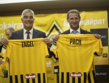 В Академии «Кайрата» прошло награждение тренерского штаба сертификатами университета Лейпцига