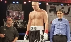 Бой казахстанского супертяжеловеса сорван, соперники отказываются, не услышав предложения