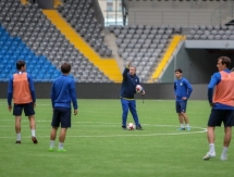 Фоторепортаж с тренировки сборной Казахстана в Астане