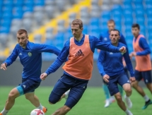 Фоторепортаж с тренировки сборной Казахстана в Астане