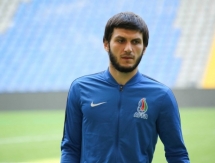 Фоторепортаж с предматчевой тренировки сборной Азербайджана в Астане