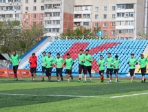 Фоторепортаж с тренировки «Кызыл-Жаро СК»