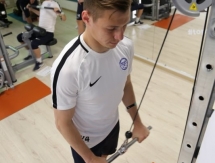 Фоторепортаж с тренировки «Иртыша» в тренажерном зале