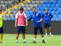 Фоторепортаж с предыгровой тренировки молодежной сборной Казахстана 