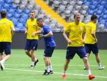 Фоторепортаж с предыгровой тренировки молодежной сборной Казахстана 