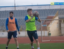 Фоторепортаж с предыгровой тренировки «Жетысу Б» в Темиртау