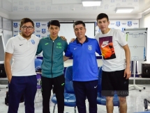 Фоторепортаж с посещения Сейдахметом и Зайнутдиновым футбольного центра «Тараз»