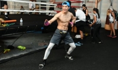 Елеусинов провел открытую тренировку перед вторым боем