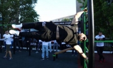 100 тысяч получил победитель турнира по street workout в Атырау