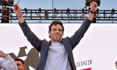 Промоутер Елеусинова объяснил, почему хочет подписать экс-соперника «Канело»