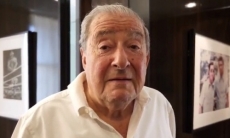 «Может стать одним из величайших боксеров мира». Промоутер Ломаченко о казахстанском панчере