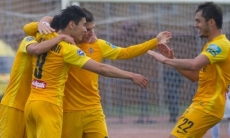 «Кайрат» без легионеров проигрывает «Иртышу», но выходит в финал Кубка Казахстана