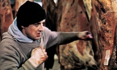 «Эпичная сцена из „Рокки“». Соперника Головкина «Канело» вновь троллят зараженным мясом