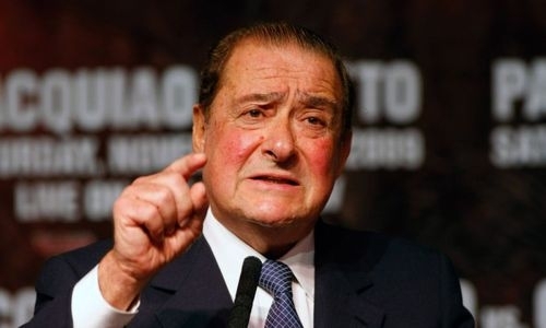 Промоутер Ломаченко назвал честное разделение доходов боя Головкин — «Канело»