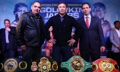 Тренер Головкина сделал резкое заявление в адрес IBF