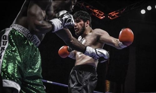Как казахстанский нокаутер в бою за титул IBF избивал американца в слоу-моушн