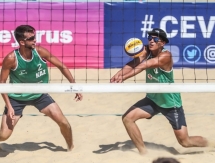 Казахстанские пляжники не вышли из группы в этапе Мирового тура