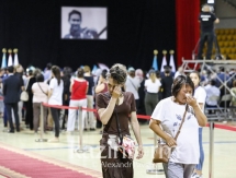 Фоторепортаж с гражданской панихиды по Денису Тену в Алматы