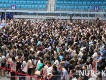 Астанчане простились с Денисом Теном на ледовой арене