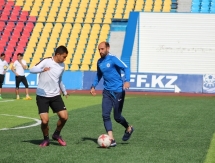 Фоторепортаж с тренировки «Кызыл-Жара СК»