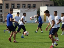 Фоторепортаж с тренировки «Акжайыка»