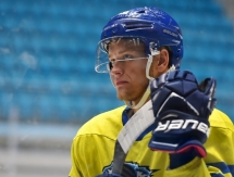 Фоторепортаж с тренировки «Барыса»