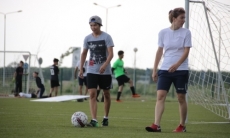 Казахстанские боксерши приняли участие в футбольной лиге